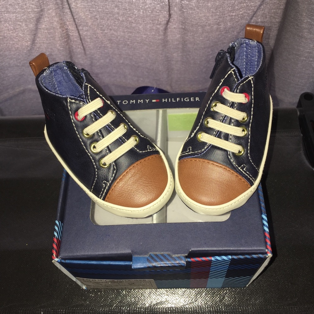 Brand New Tommy Hilfiger Sneakers